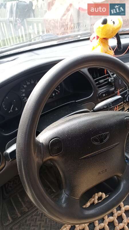 Седан Daewoo Lanos 2003 в Луцке
