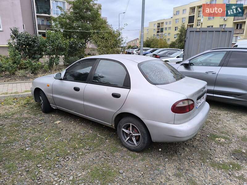Седан Daewoo Lanos 2003 в Одессе