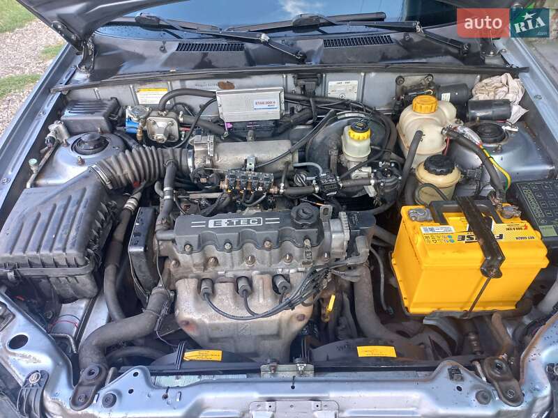 Хетчбек Daewoo Lanos 2010 в Запоріжжі
