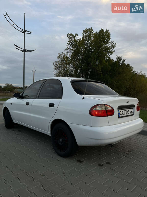 Седан Daewoo Lanos 1998 в Золотоноше