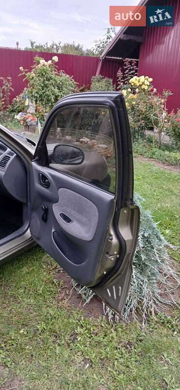 Седан Daewoo Lanos 2005 в Смыковцы