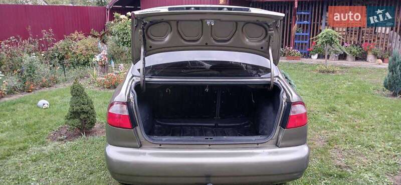 Седан Daewoo Lanos 2005 в Смыковцы