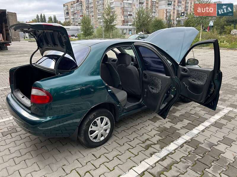 Седан Daewoo Lanos 2002 в Хмельницком