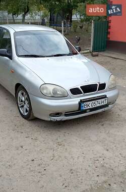 Седан Daewoo Lanos 2002 в 