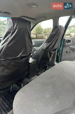 Седан Daewoo Lanos 1999 в 