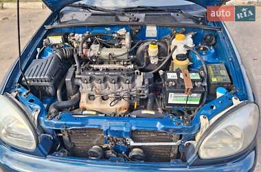 Седан Daewoo Lanos 1998 в 