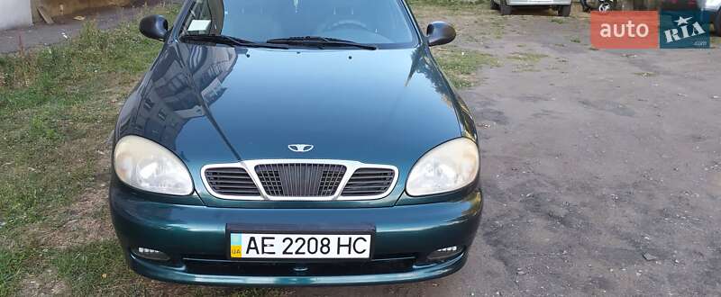 Седан Daewoo Lanos 2004 в Синельниково