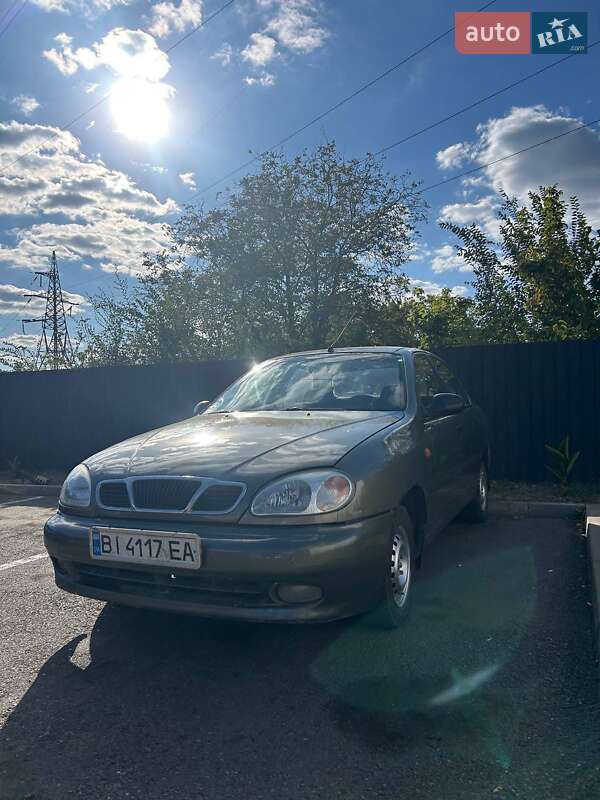 Седан Daewoo Lanos 2002 в Днепре