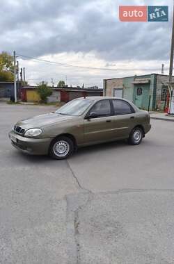 Седан Daewoo Lanos 2002 в 