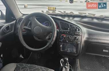 Седан Daewoo Lanos 2003 в 