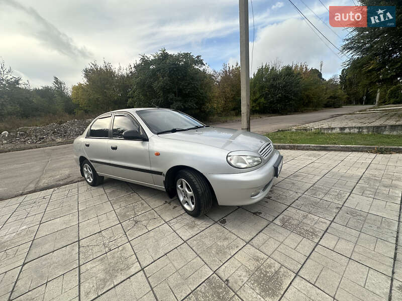 Седан Daewoo Lanos 2003 в Каменском