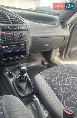 Седан Daewoo Lanos 2003 в 