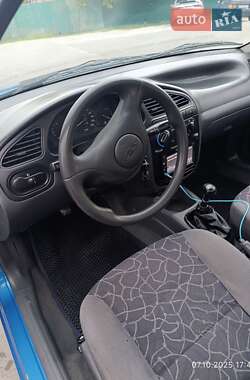 Седан Daewoo Lanos 2001 в 