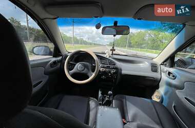 Седан Daewoo Lanos 2004 в 