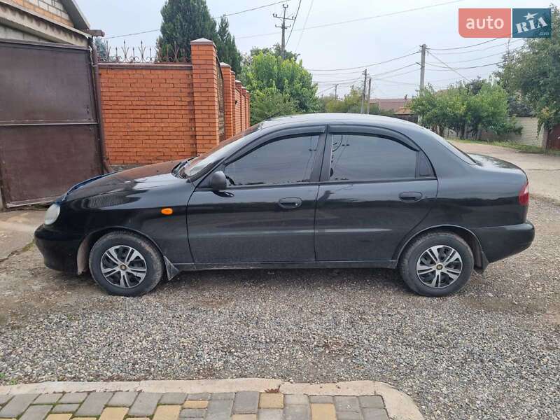 Седан Daewoo Lanos 2008 в Кривом Роге