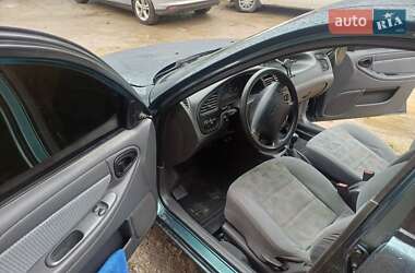 Седан Daewoo Lanos 2004 в 