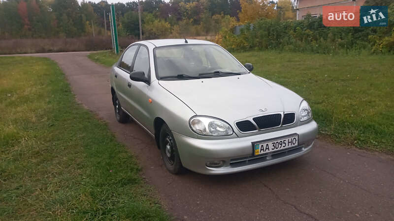 Седан Daewoo Lanos 2008 в Ніжині
