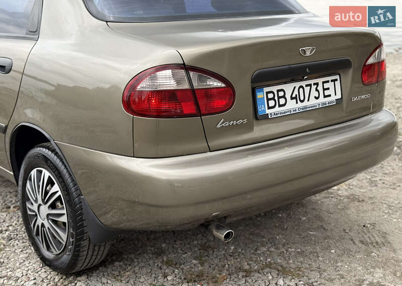 Седан Daewoo Lanos 2003 в Днепре