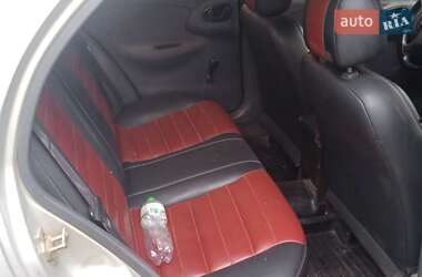 Седан Daewoo Lanos 2006 в Пятихатках