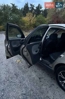 Седан Daewoo Lanos 2004 в 