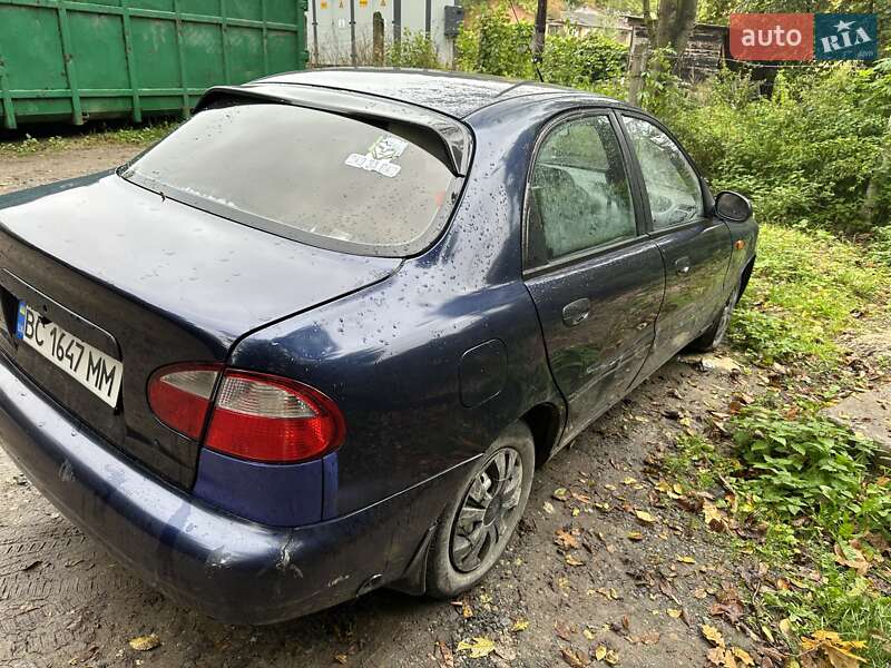 Седан Daewoo Lanos 2006 в Золочеві
