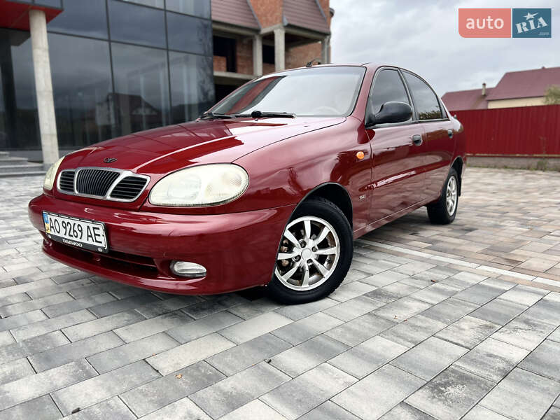 Седан Daewoo Lanos 2006 в Тячеві
