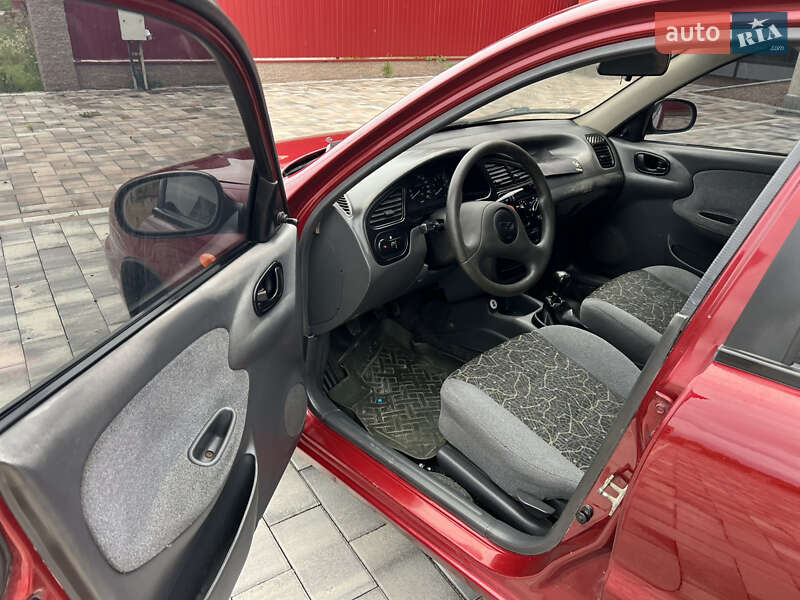 Седан Daewoo Lanos 2006 в Тячеві