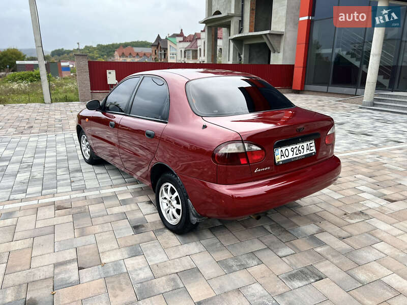 Седан Daewoo Lanos 2006 в Тячеві