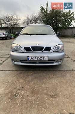 Седан Daewoo Lanos 2005 в Вараші