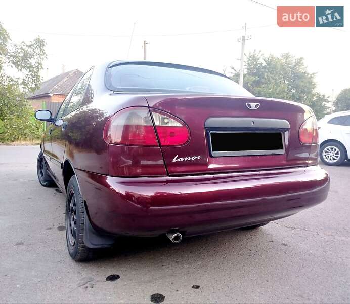 Седан Daewoo Lanos 2009 в Первомайске