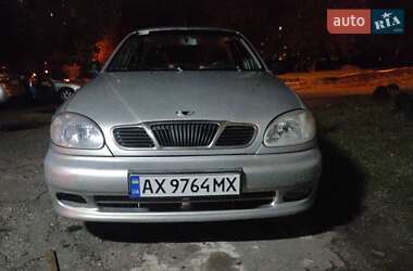 Седан Daewoo Lanos 2004 в Харькове