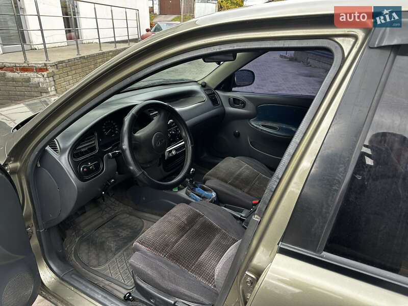 Седан Daewoo Lanos 2004 в Харькове