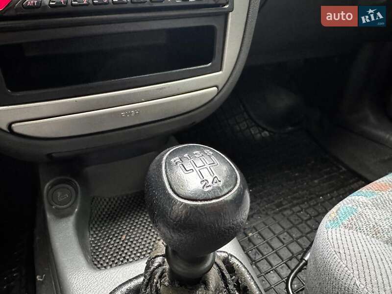 Седан Daewoo Lanos 2005 в Києві фото 17 Седан Daewoo Lanos 2005 в Києві