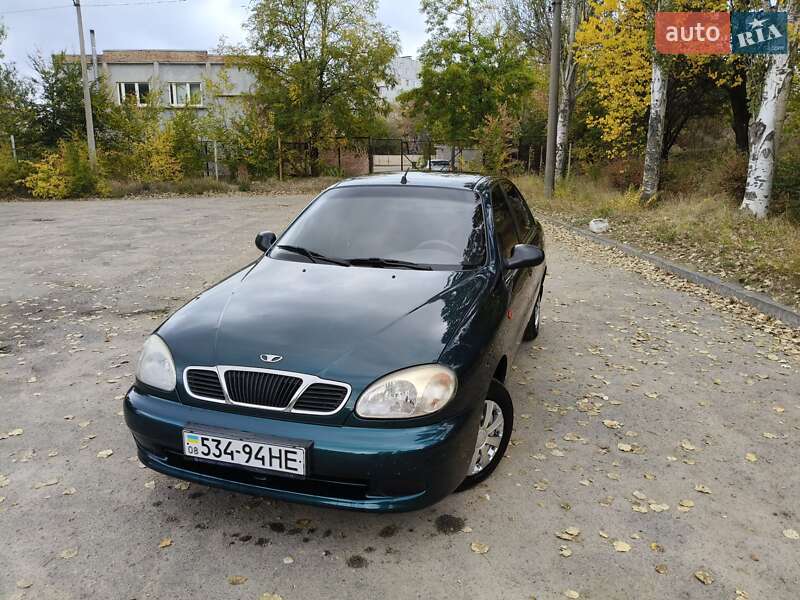 Седан Daewoo Lanos 2003 в Запоріжжі