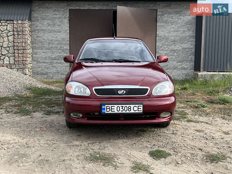Седан Daewoo Lanos 2012 в Первомайську