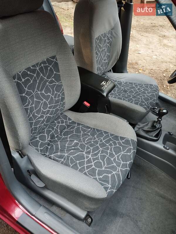 Седан Daewoo Lanos 2002 в Черкассах