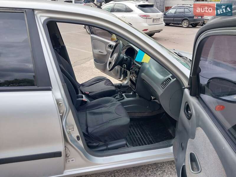 Седан Daewoo Lanos 2008 в Миколаєві