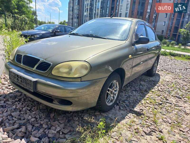 Седан Daewoo Lanos 2005 в  фото Седан Daewoo Lanos 2005 в