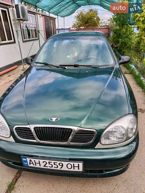 Седан Daewoo Lanos 1998 в Николаеве