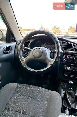 Седан Daewoo Lanos 2004 в 