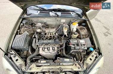 Седан Daewoo Lanos 2004 в 