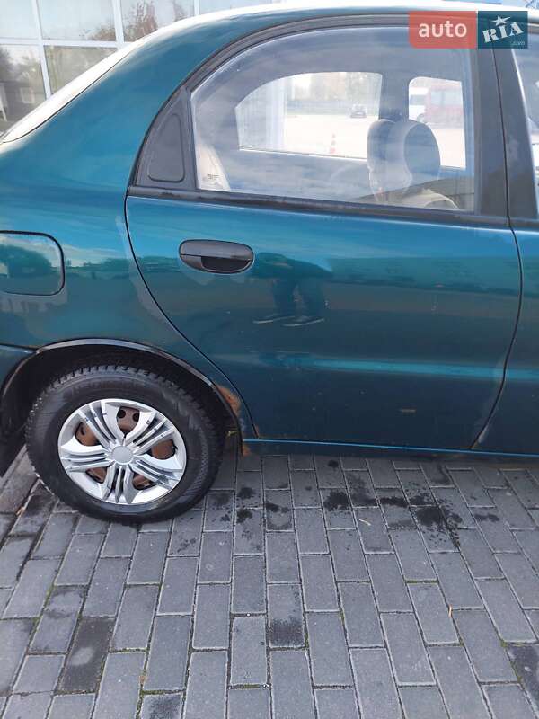 Седан Daewoo Lanos 2007 в Ровно