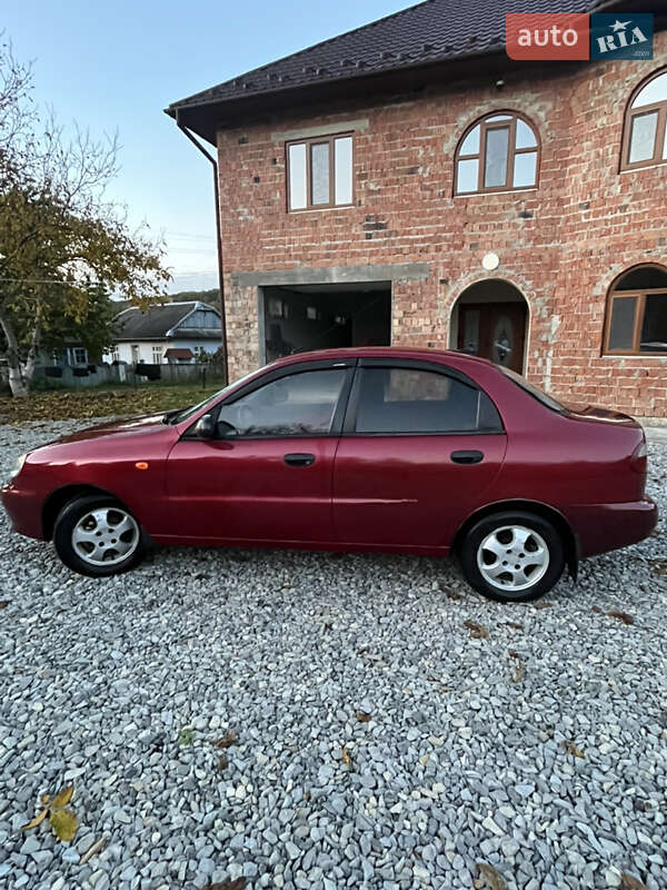 Седан Daewoo Lanos 2005 в Васловівці