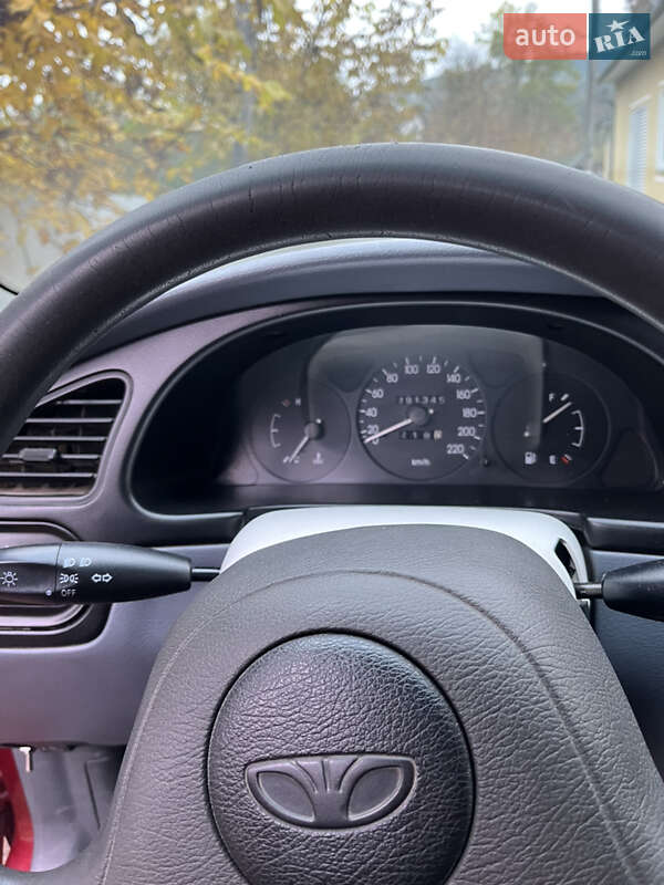 Седан Daewoo Lanos 2005 в Васловівці