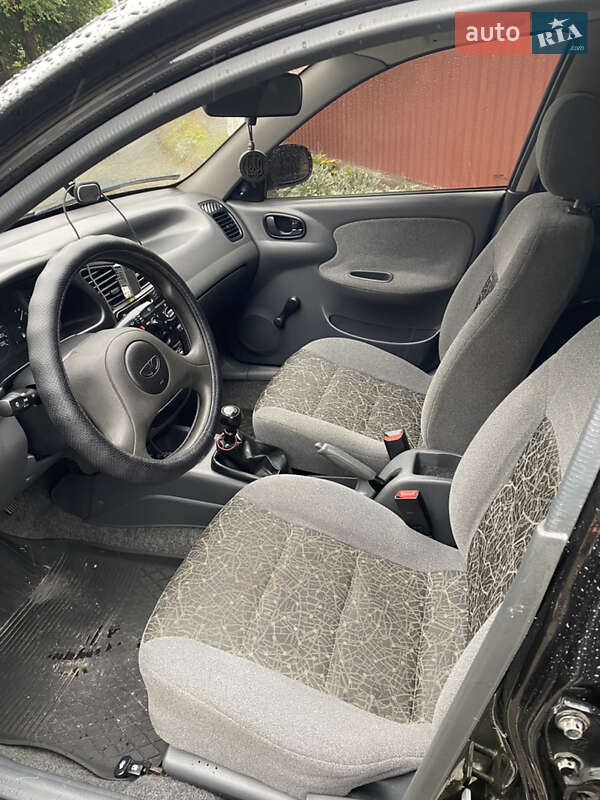 Седан Daewoo Lanos 2006 в Луцке