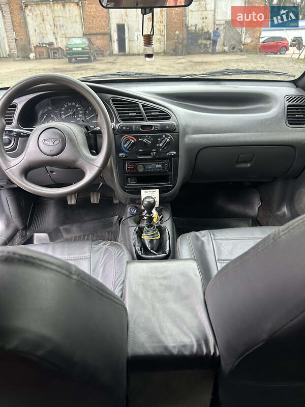 Седан Daewoo Lanos 2008 в Никополе