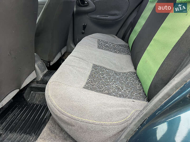 Седан Daewoo Lanos 2006 в Кобеляках