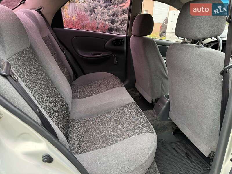 Седан Daewoo Lanos 2009 в Хмельницком