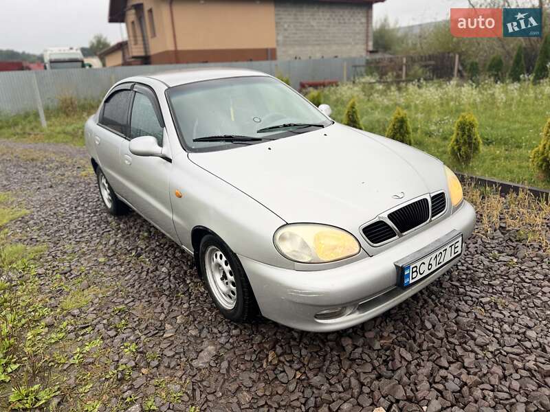 Седан Daewoo Lanos 1998 в Львові фото 3 Седан Daewoo Lanos 1998 в Львові