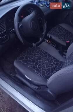 Седан Daewoo Lanos 2004 в 
